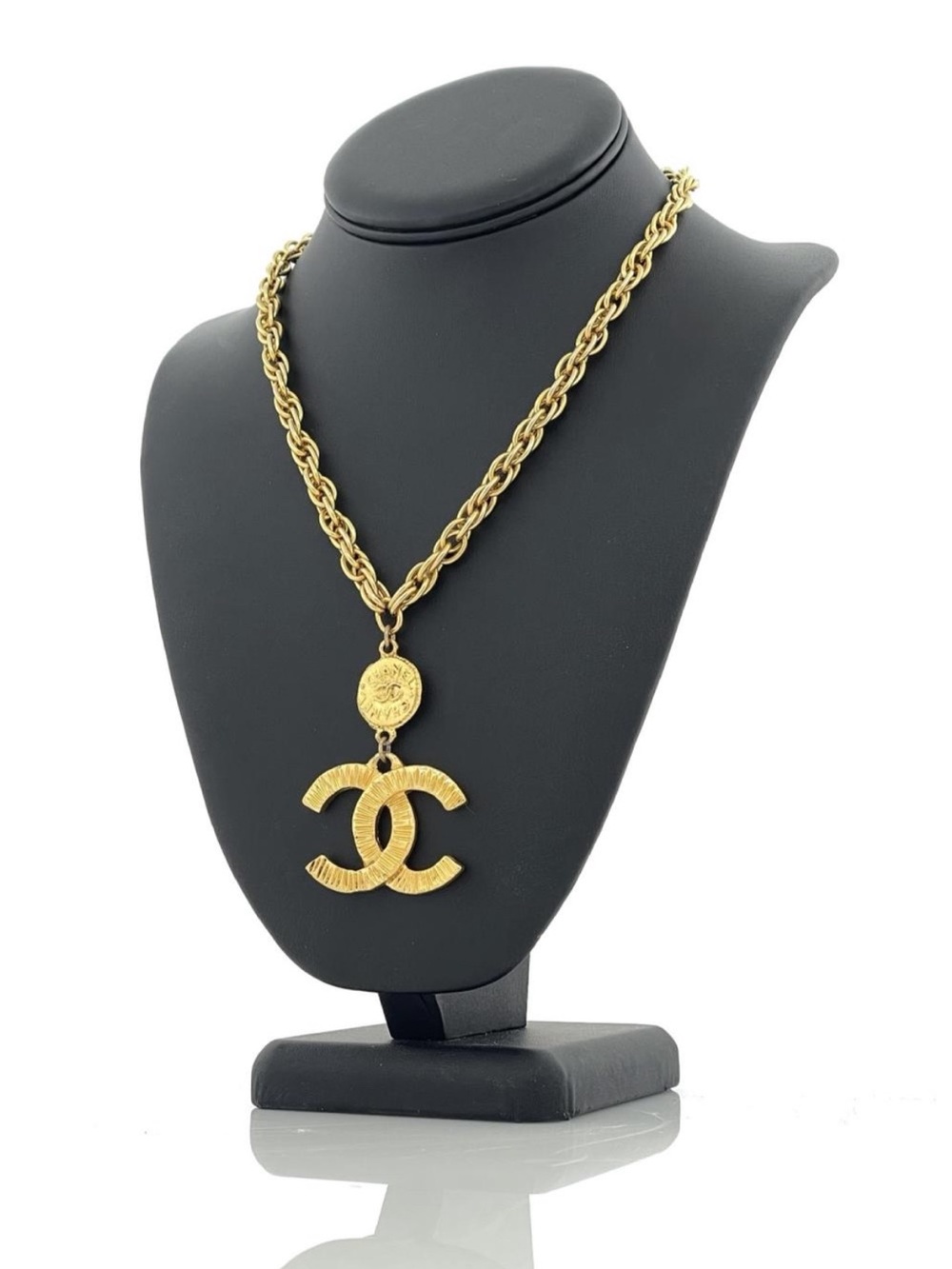 CHANEL Gold-Tone CC Medallion Pendant Necklace 100% authentic
